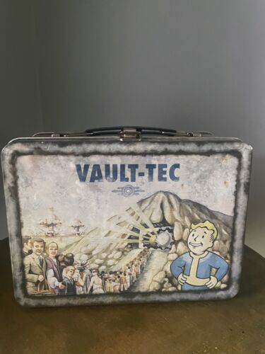 MISC: COLLECTIBLE FALLOUT LUNCH BOX (USED)